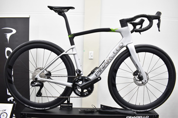 PINARELLO 2026 2027 ROADBIKE ENDURANCE X7 DISK x7disk SHIMANO ULTEGRA R8100 Di2 12s 12speed J270 TITAN PULSE ピナレロ 2027年モデル 2026年モデル ロードバイク エンデュランス エックスセブン エックス セブン ディスク シマノ 電動 12スピード 完成車 チタンパルス